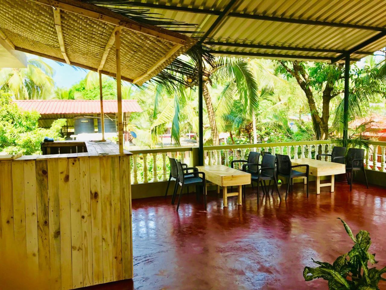 Laligurasvilla Beachside Escape - 100M To Beach Кандолим Екстериор снимка